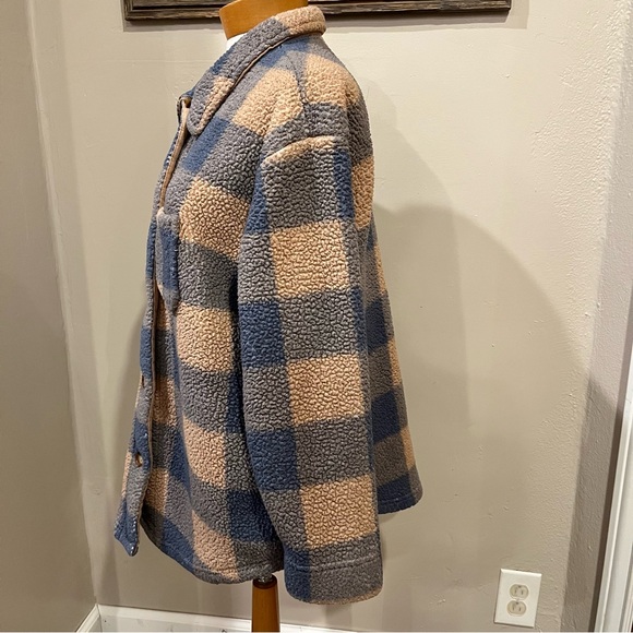 Koolaburra by Ugg Blue & Tan Plaid Button Down Shacket Women’s Size Medium - Picture 5 of 12